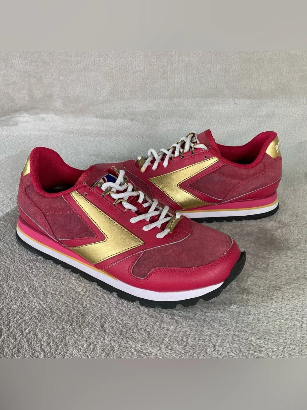 Brooks Vintage 1201711B698 Womens Sneakers Size 9 Red Gold Running Shoes NEW - Picture 3 of 12